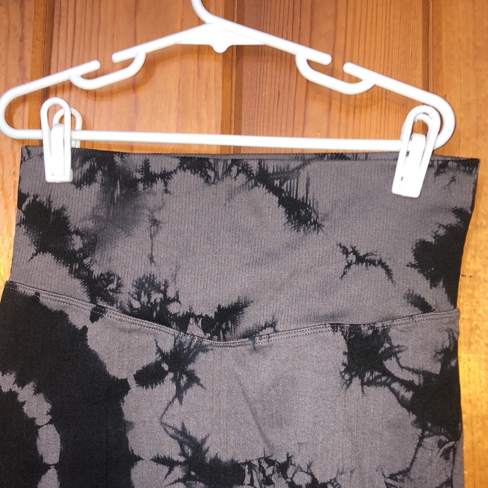 Victoria’s Secret Pink Tie Dye Seamless High Waist Leggings size XS workout pant - Picture 8 of 14
